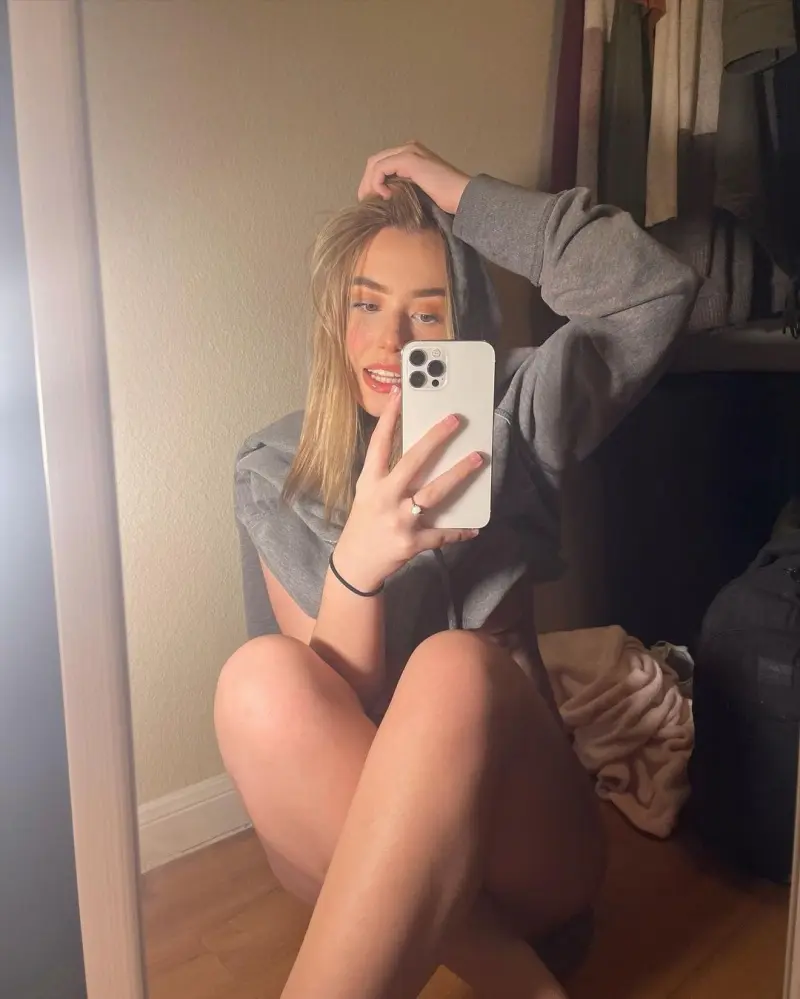 simedod545 (21) female from US - sexting partner