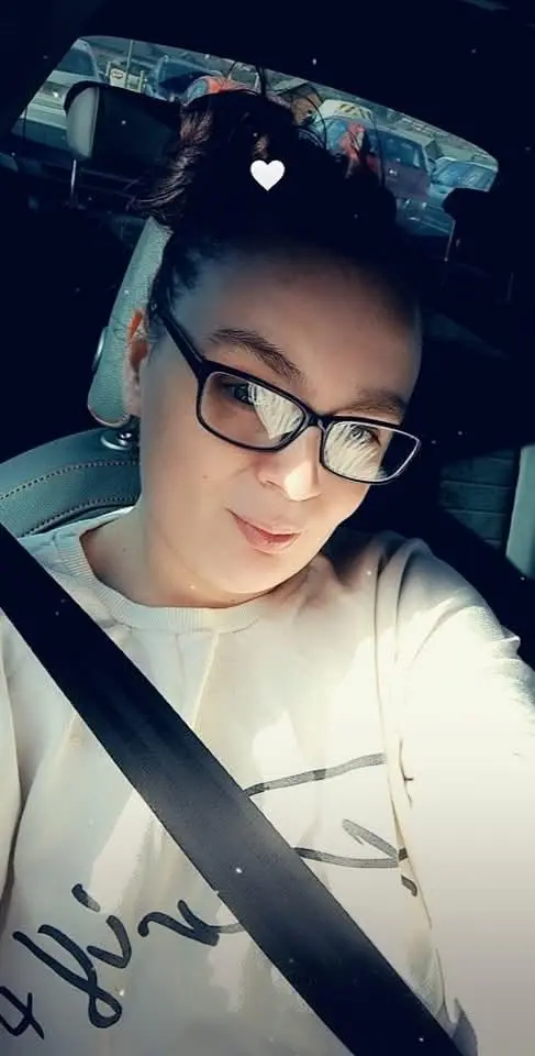 simowo (18) female from DE - sexting partner