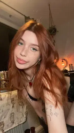 sinoti2363 (19) female from AU - sexting partner