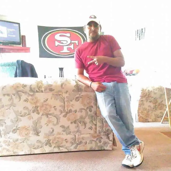 smoothpina (51) male from US - sexting partner