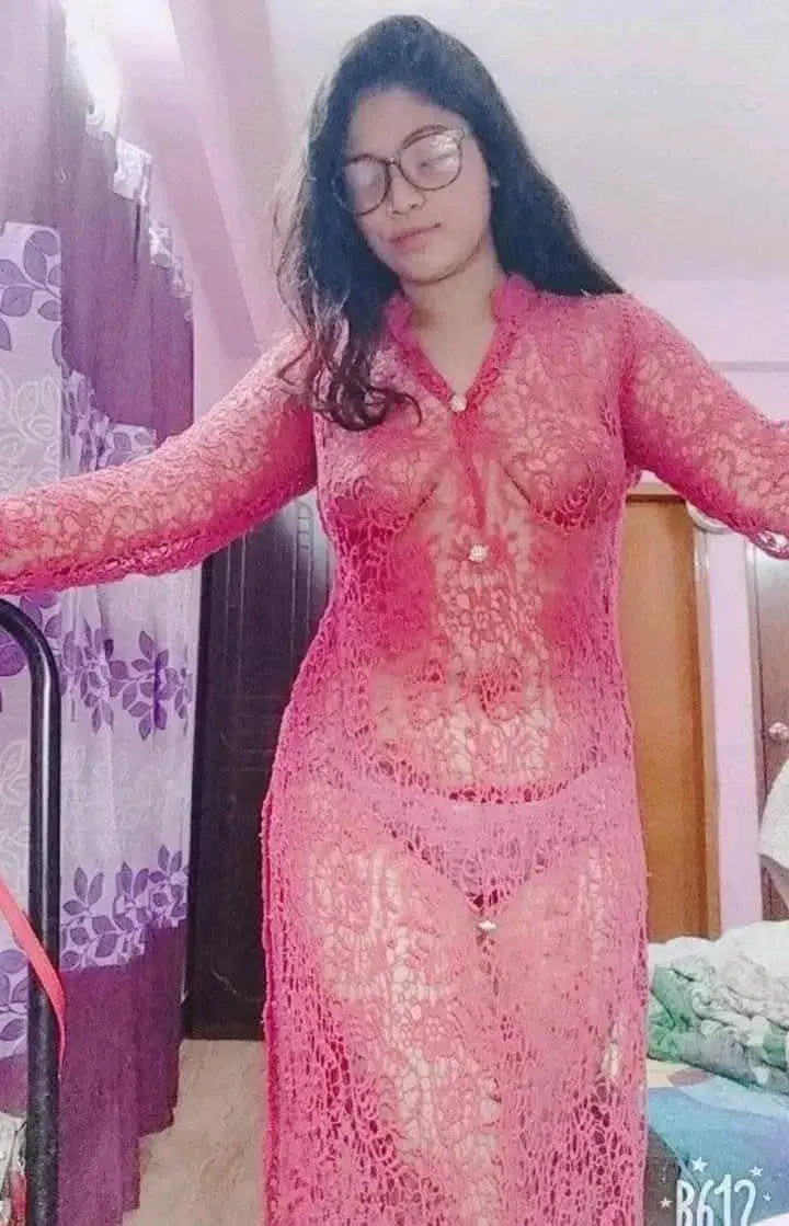 sopek32674 (18) female from AU - sexting partner