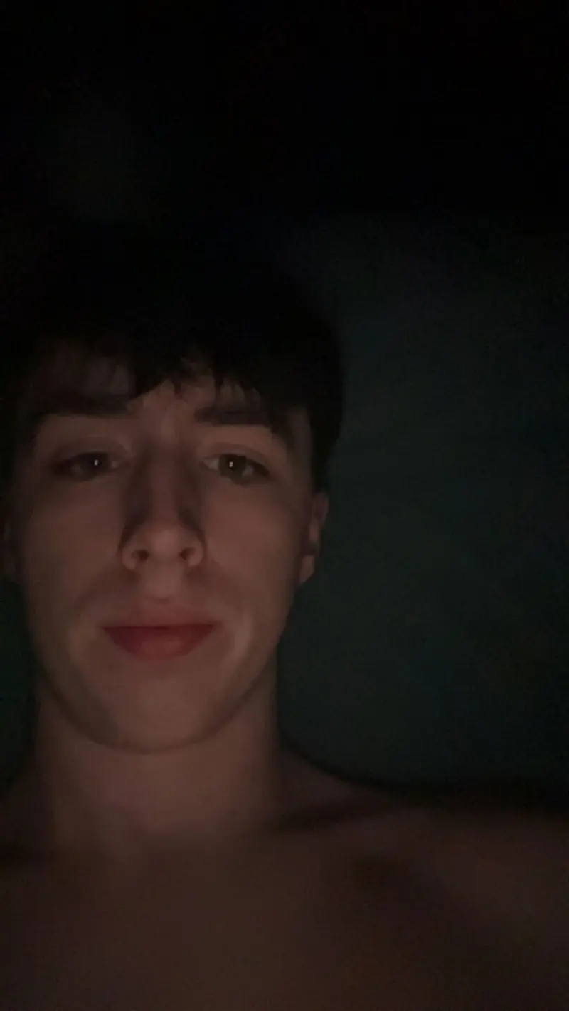 sportzsuperbowl01 (18) male from US - sexting partner