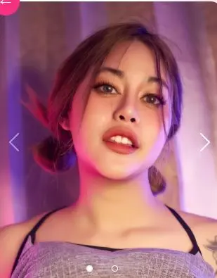 sutyloco (18) female from GB - sexting partner