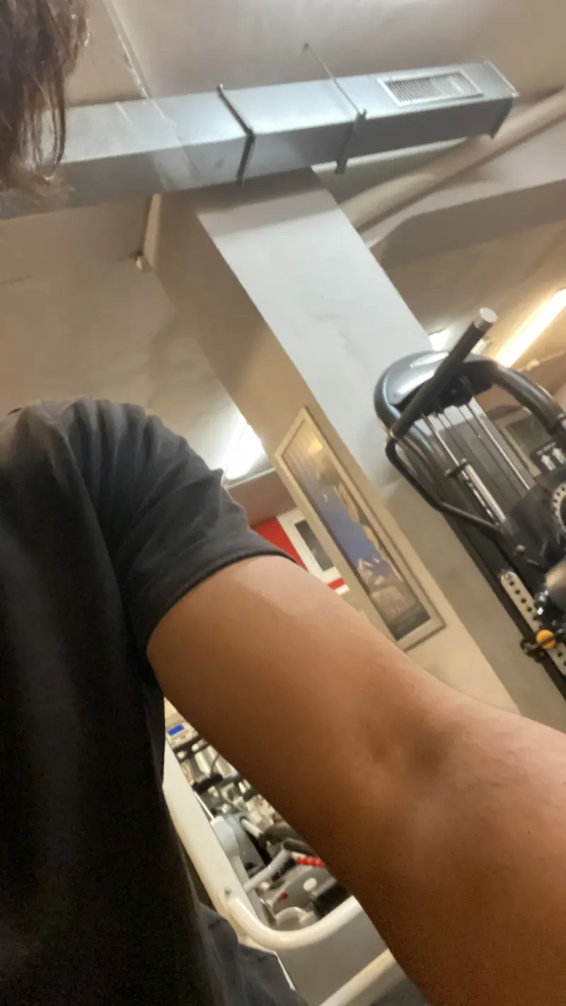 sweetboy69 (18) male from IT - sexting partner