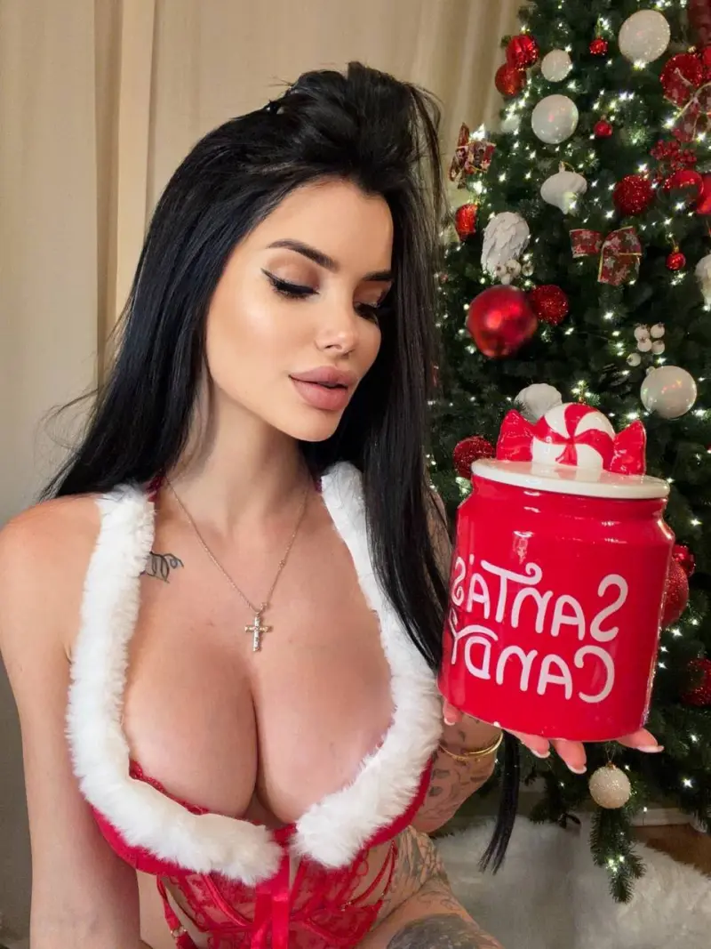 t9durysa5b (25) female from GB - sexting partner