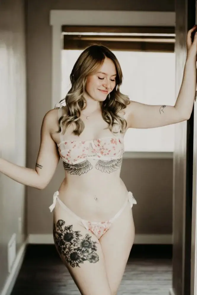 tehilowa (22) female from US - sexting partner