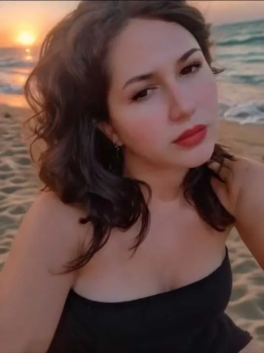 tesyvodo (18) female from US - sexting partner