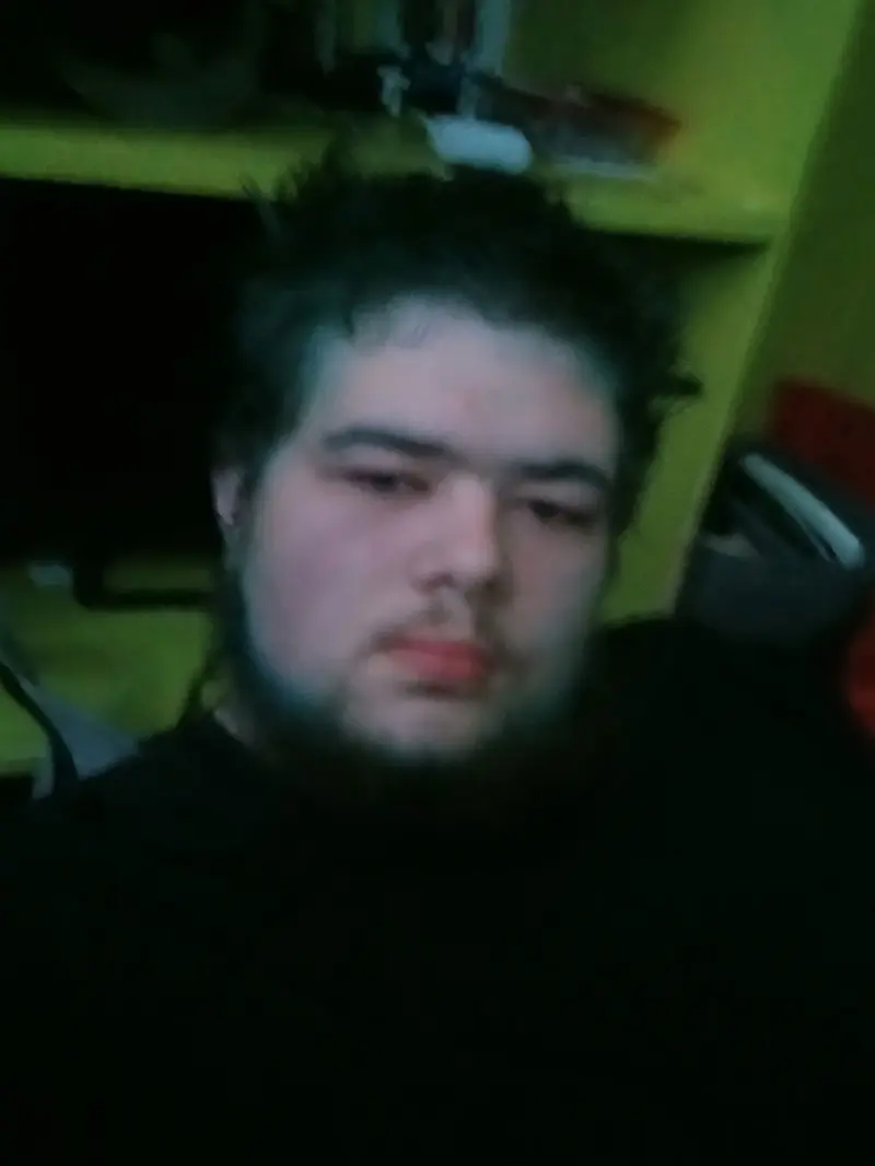 timmy (18) male from US - sexting partner