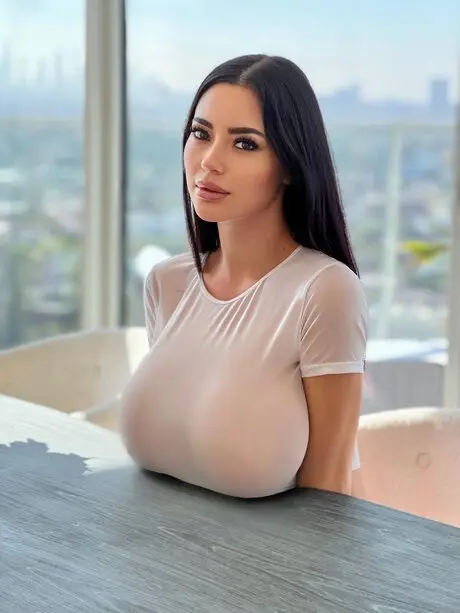 tiyep61798 (18) female from CA - sexting partner