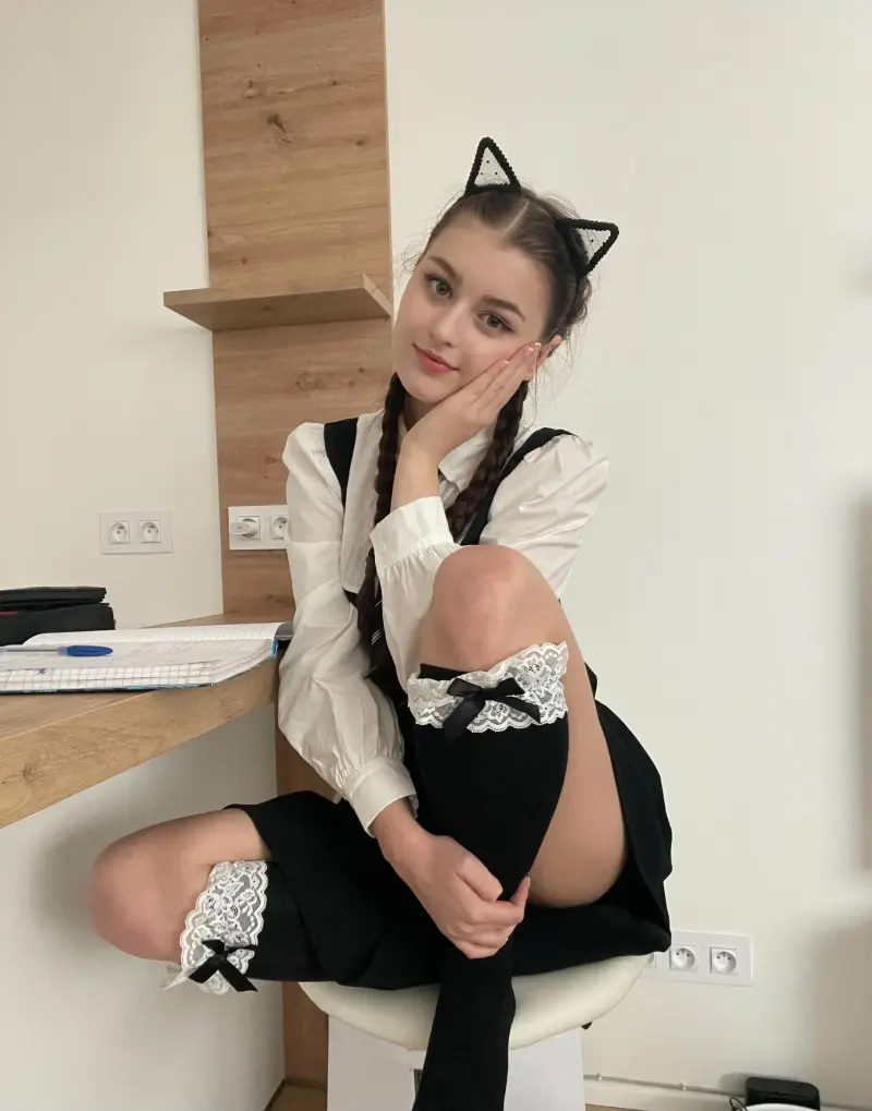 tonan27024 (18) female from DE - sexting partner