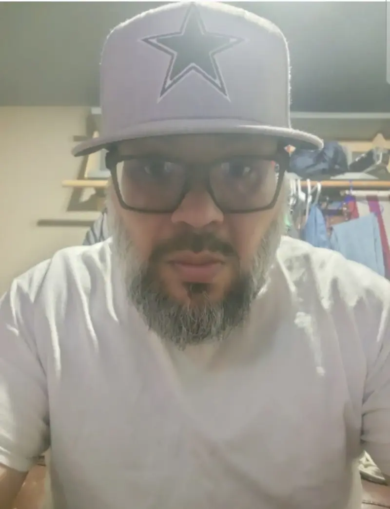 tone1780 (18) male from US - sexting partner