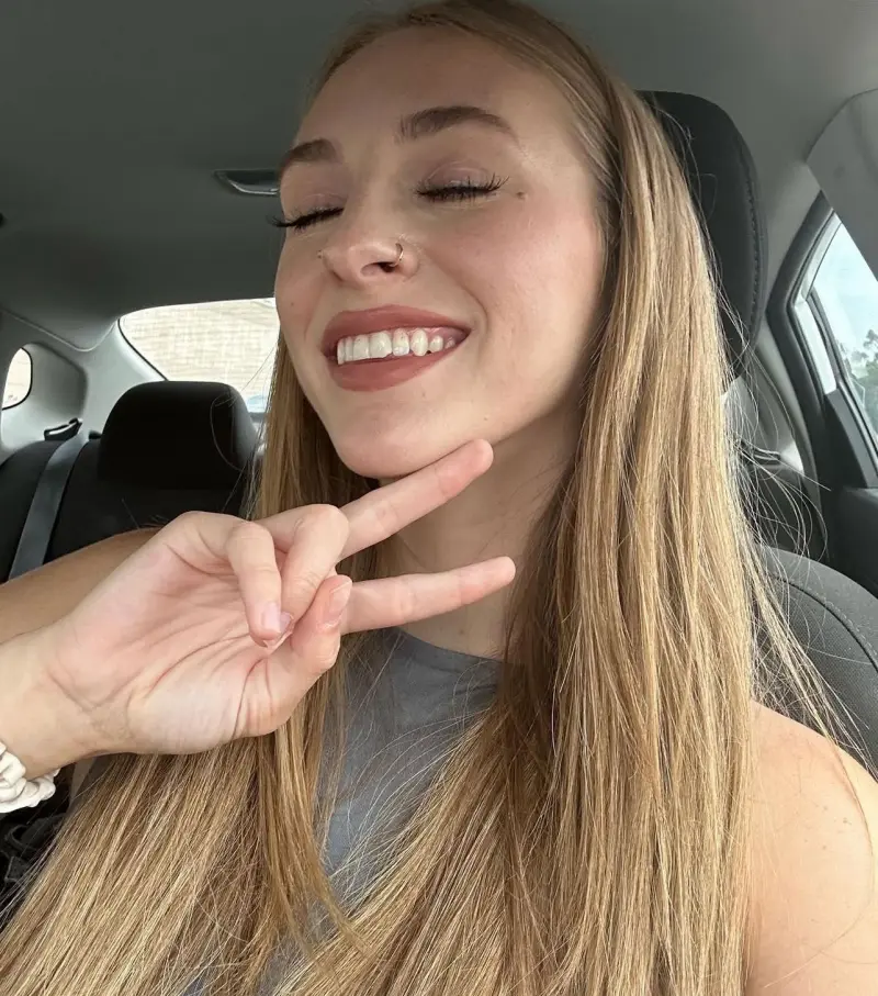 tonybetty143 (26) female from US - sexting partner