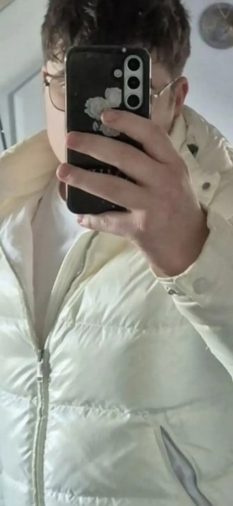 trenthallow02 from GB