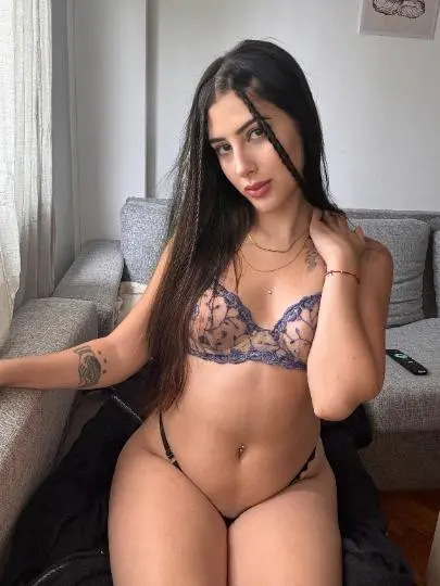 trinityyqwtx (18) female from US - sexting partner