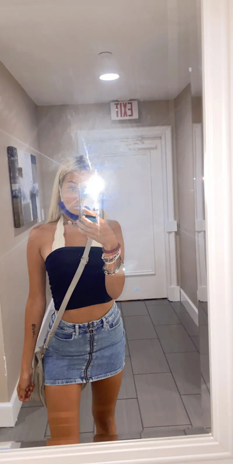 tykc75f7ft (19) female from CA - sexting partner