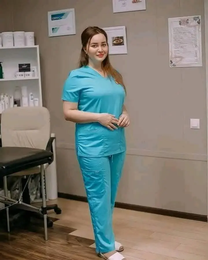 tyzavuy (18) female from GB - sexting partner