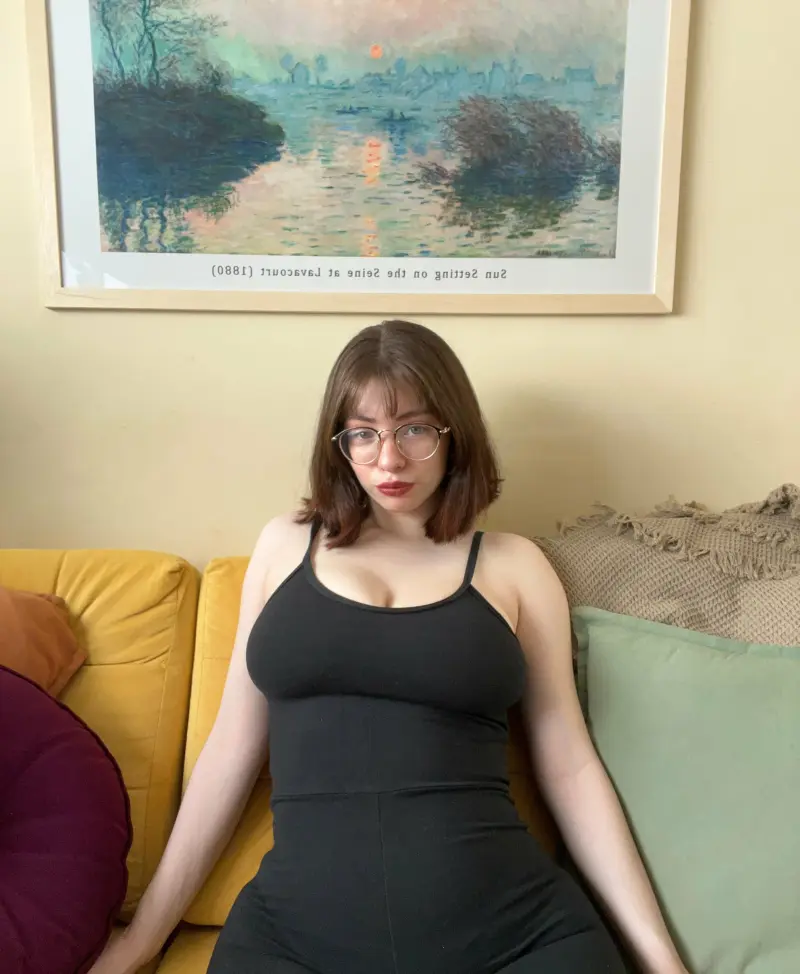 ubfutoo (21) female from US - sexting partner