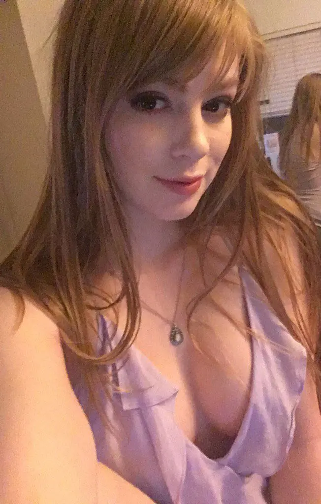 uuuuicjchcxbx (18) female from PL - sexting partner