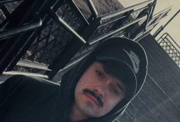 uwu704849 (27) male from US - sexting partner