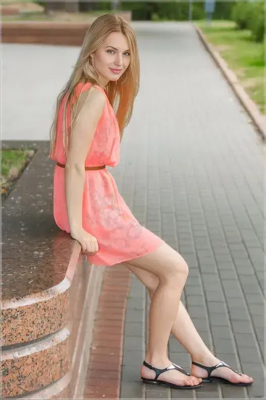 vahohe9718 (18) female from SE - sexting partner