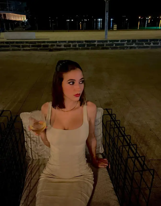 vinineusloren from US