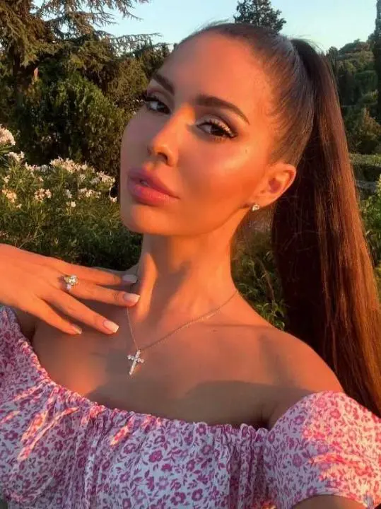 wafoxali (18) female from DE - sexting partner