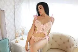 waqywacu (18) female from GB - sexting partner