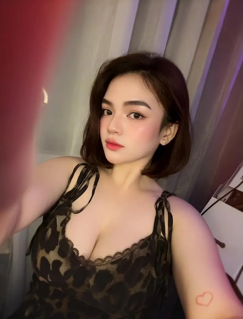 wasar10207 (18) female from US - sexting partner