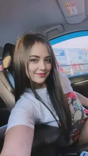 wegex13804 (25) female from GB - sexting partner