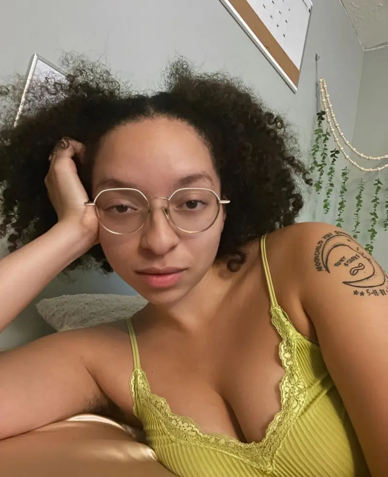 wehag10757 (18) female from US - sexting partner