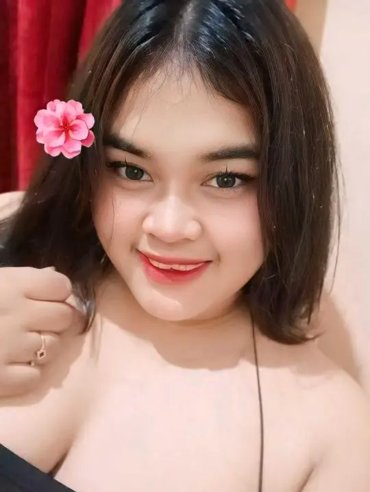 wehayof600 (18) female from US - sexting partner