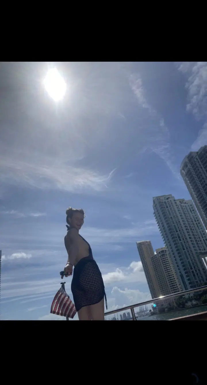 wekocog503 (25) female from CA - sexting partner