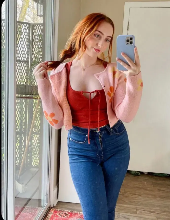 welowfft (18) female from US - sexting partner