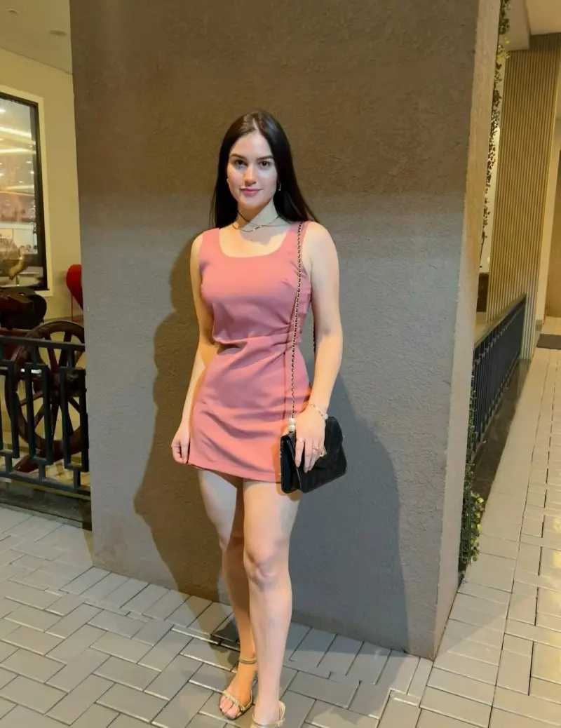 wepejekl (22) female from US - sexting partner