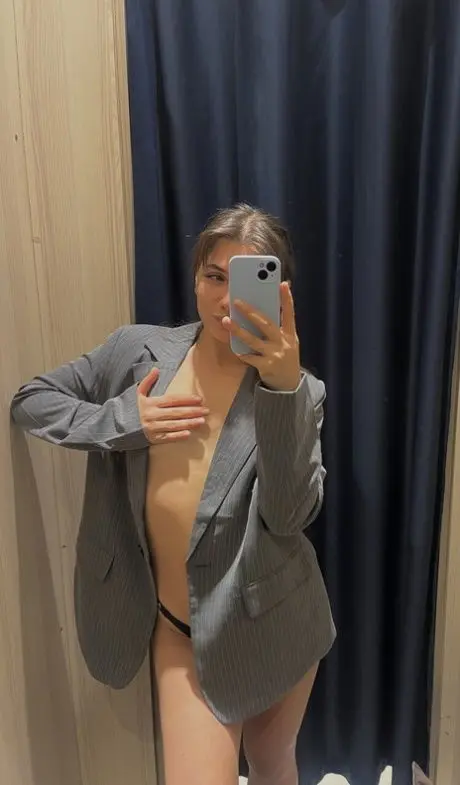 wimohew780 (18) female from DK - sexting partner