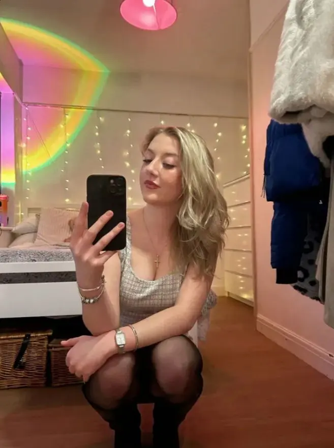 wofatupu (23) female from DE - sexting partner