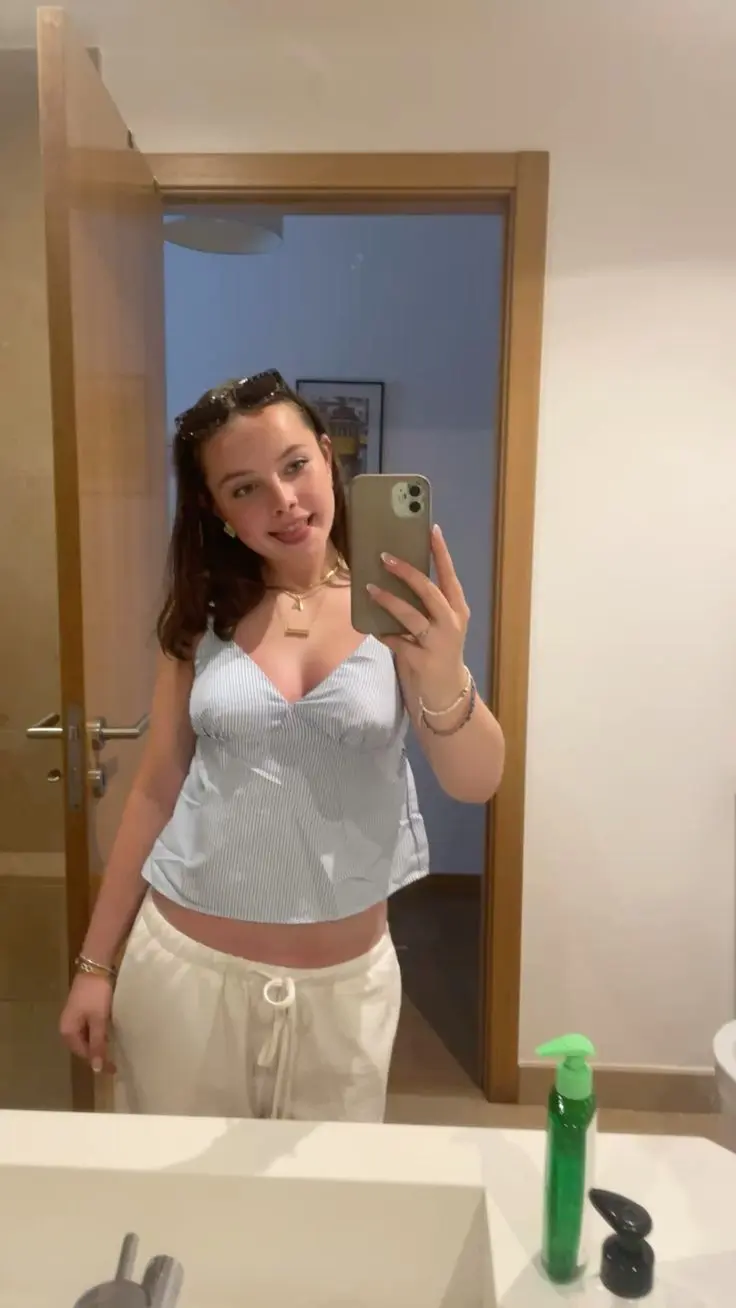 xakebi9676 (18) female from DE - sexting partner