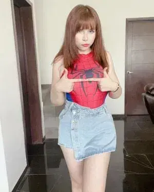 xapyneto (25) female from GB - sexting partner