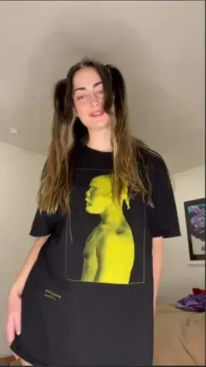 xegoj64014 (21) female from US - sexting partner