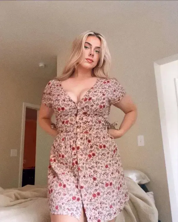 xinod27717 (18) female from US - sexting partner