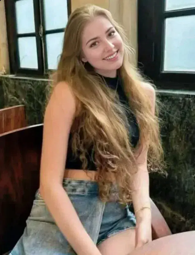 xixiwi4939 (18) female from NO - sexting partner