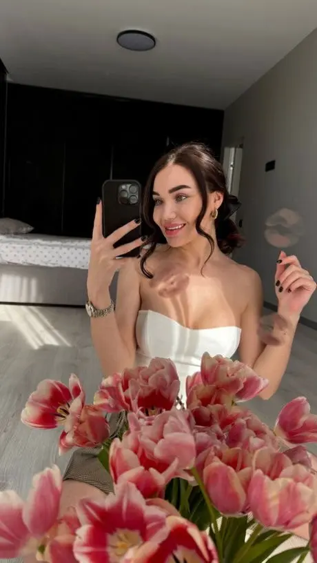 xofaxe2140 (18) female from US - sexting partner