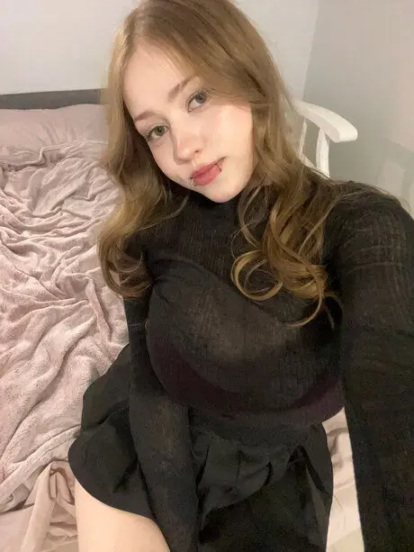 xogaxor597 (18) female from DK - sexting partner