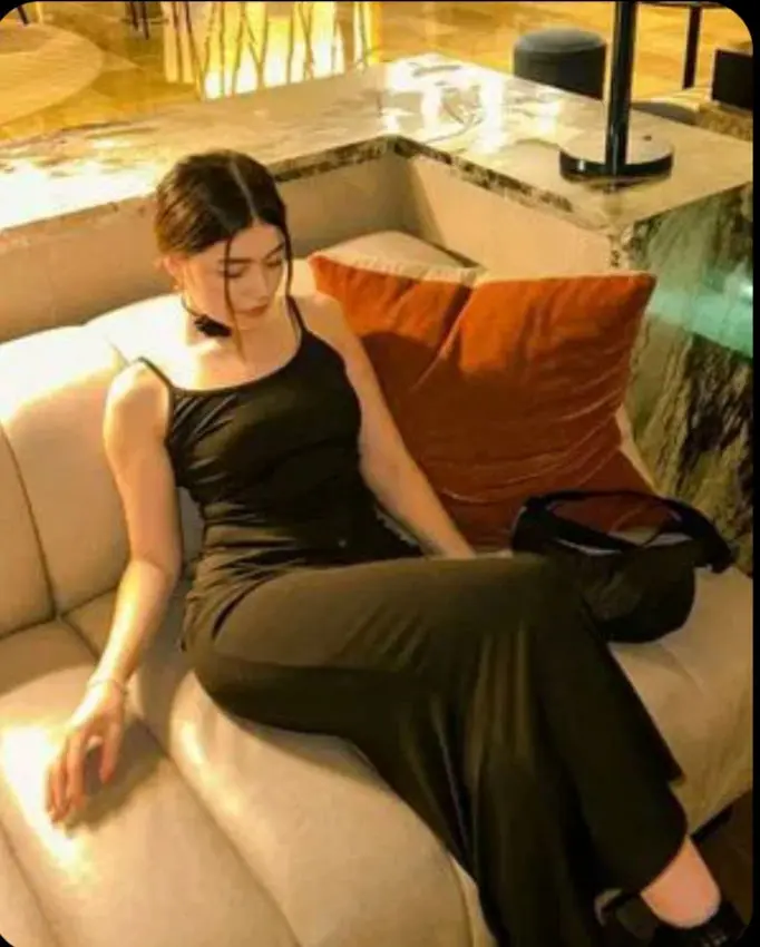 yadaho (18) female from DE - sexting partner