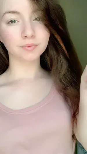 yarice4904 (18) female from US - sexting partner