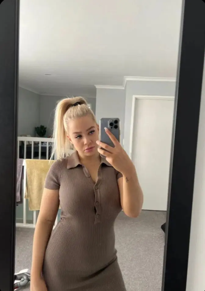yerdopotrk (18) female from US - sexting partner