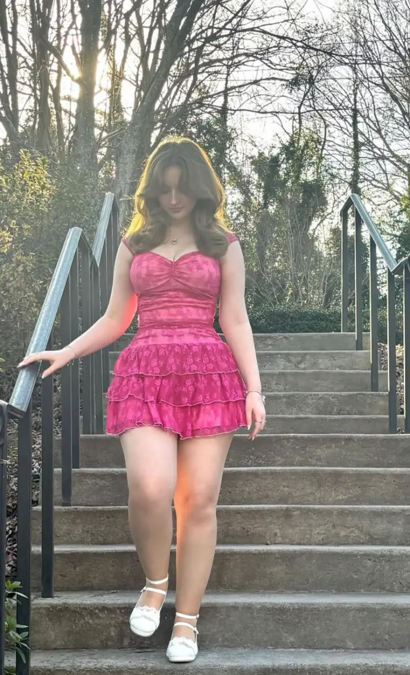 yolicjk (18) female from DE - sexting partner