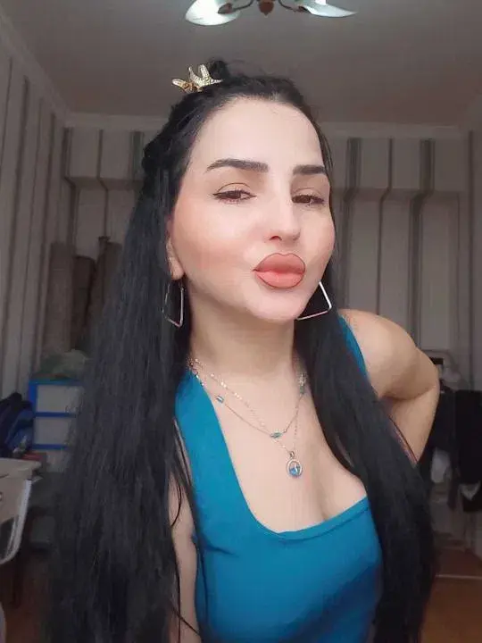 yoxake9189 (23) female from CA - sexting partner