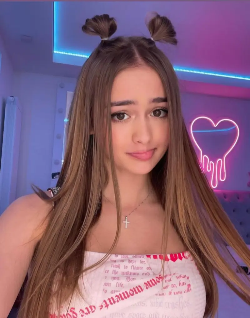 zuxyzuha (23) female from US - sexting partner